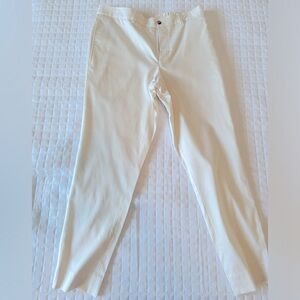 Ted Baker Jan pants. Above the ankle look. 27 inch inseam Cream color.
